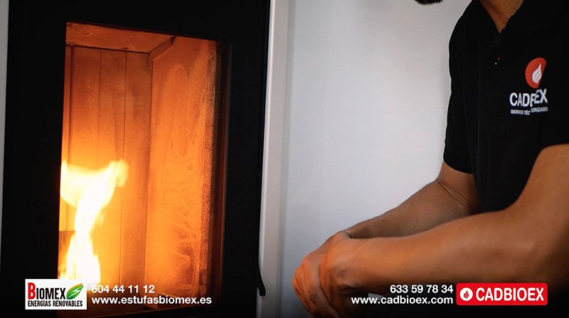 Portada anuncio publicitario, por Buraco